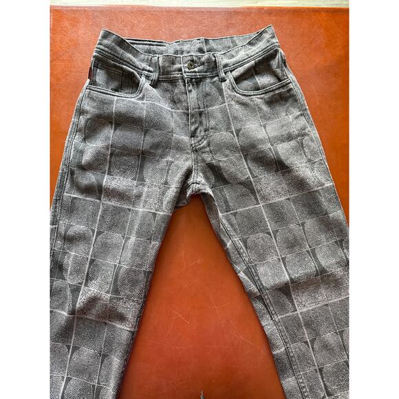 Pleasures Fingerprint Denim Jeans Black Purple AOP Streetwear Sz 30 - Picture 5 of 6